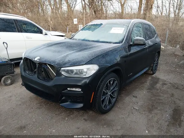 5UXTR9C52JLD64257 2018 BMW X3 - Image 2