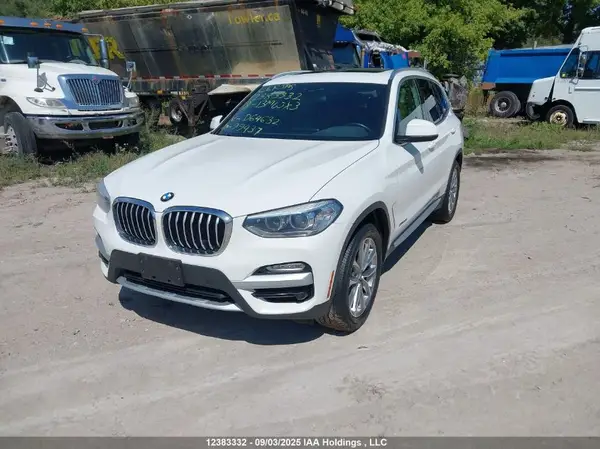 5UXTR9C52JLD64632 2018 BMW X3 - Image 2