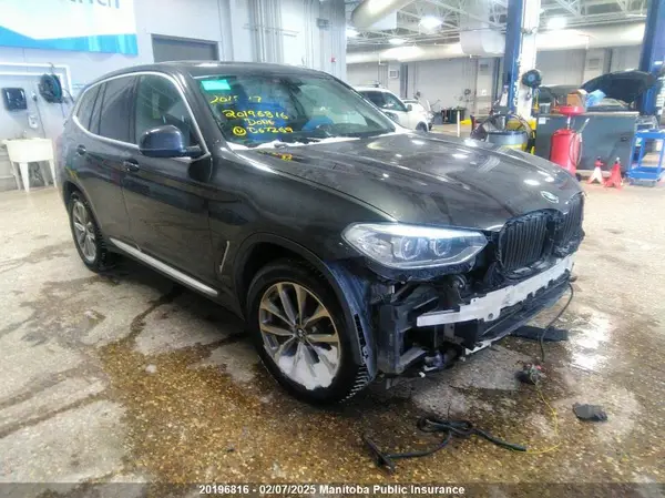 5UXTR9C52JLD67269 2018 BMW X3 - Image 1