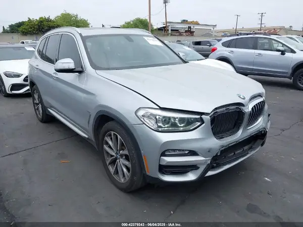 5UXTR9C52JLD68860 2018 BMW X3 - Image 1