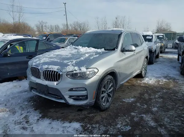 5UXTR9C52JLD69071 2018 BMW X3 - Image 2