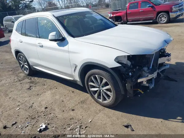 5UXTR9C52KLD93422 2019 BMW X3 - Image 1