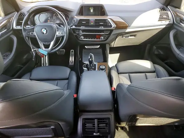 5UXTR9C52KLD98247 2019 BMW X3 - Image 8