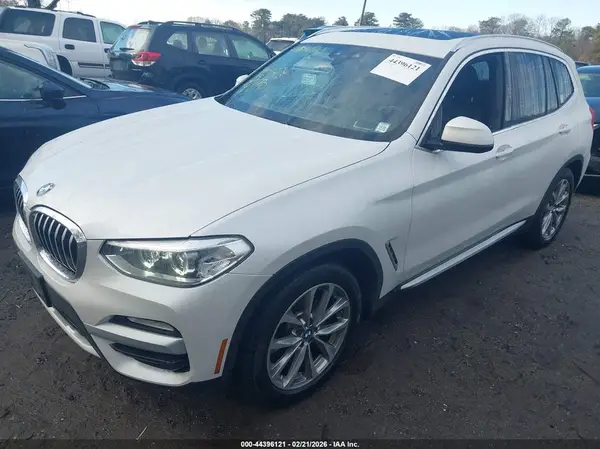 5UXTR9C52KLE20893 2019 BMW X3 - Image 2