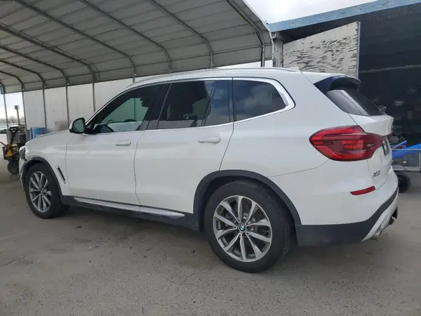 5UXTR9C52KLP80887 2019 BMW X3 - Image 2