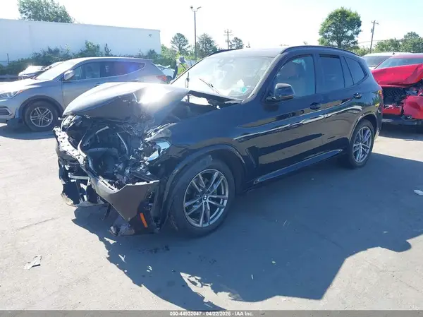 5UXTR9C52KLP92442 2019 BMW X3 - Image 2