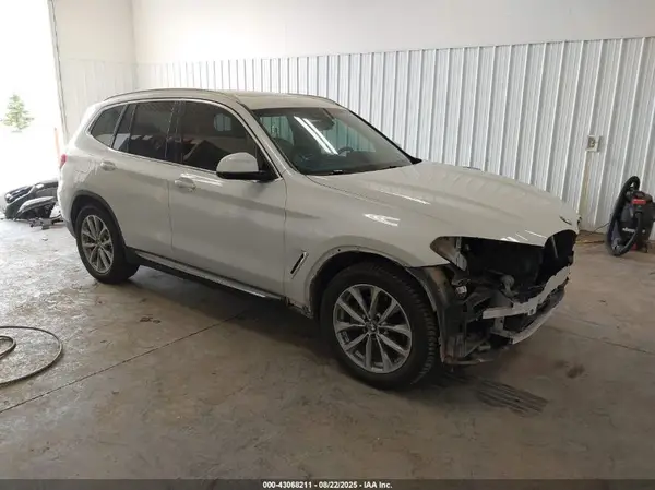 5UXTR9C52KLP94854 2019 BMW X3 - Image 1
