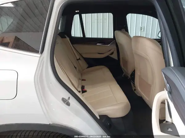 5UXTR9C52KLP94854 2019 BMW X3 - Image 8