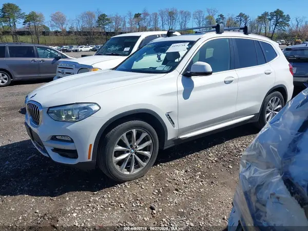 5UXTR9C52KLP96460 2019 BMW X3 - Image 2