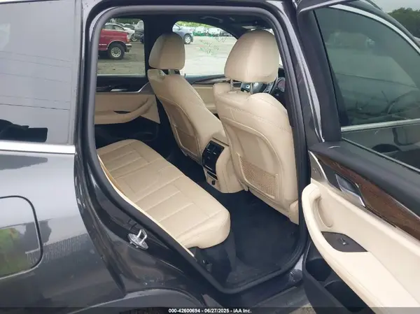 5UXTR9C52KLP97687 2019 BMW X3 - Image 8