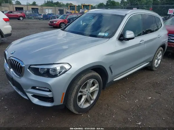 5UXTR9C52KLR04169 2019 BMW X3 - Image 2