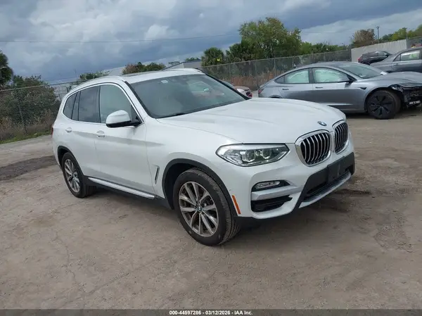 5UXTR9C52KLR06858 2019 BMW X3 - Image 1