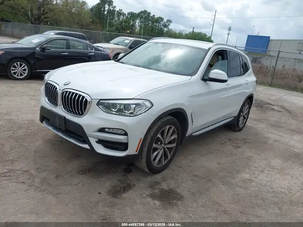 5UXTR9C52KLR06858 2019 BMW X3 - Image 2
