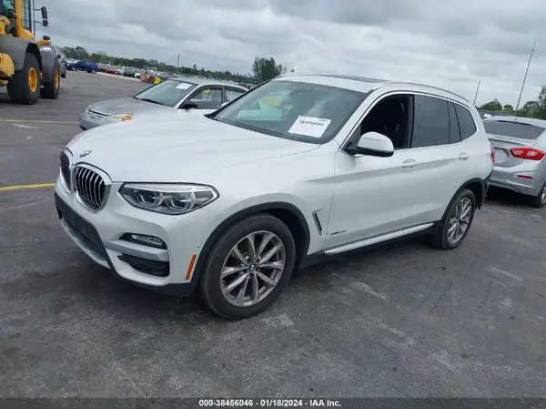 5UXTR9C53JLC69464 2018 BMW X3 - Image 2