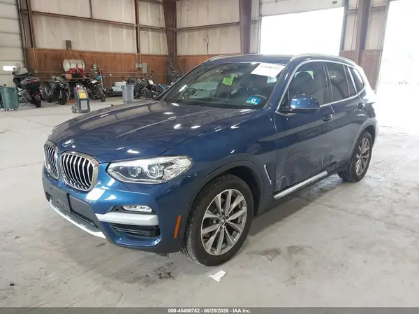 5UXTR9C53JLC74311 2018 BMW X3 - Image 2