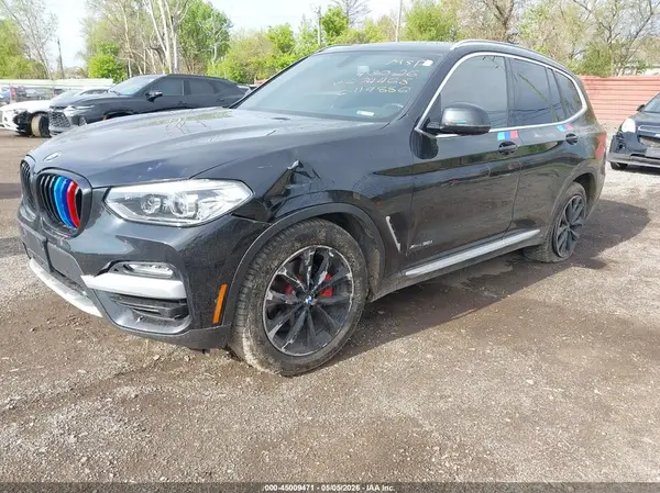 5UXTR9C53JLC74468 2018 BMW X3 - Image 2