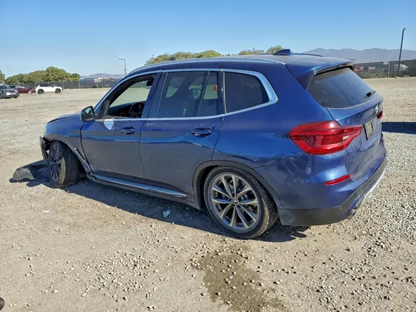 5UXTR9C53JLC76348 2018 BMW X3 - Image 2
