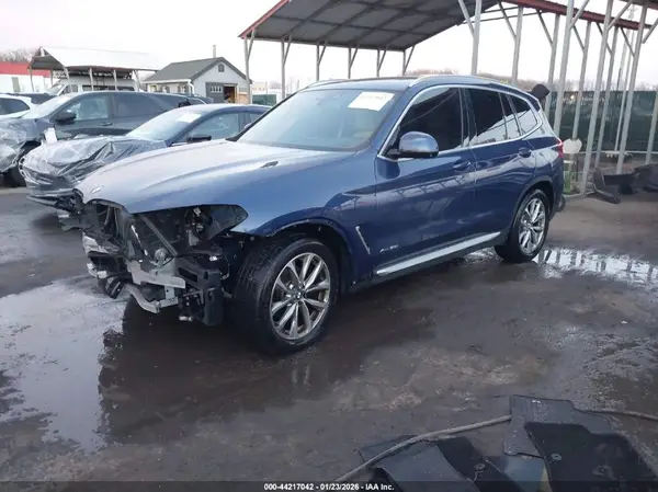 5UXTR9C53JLC77984 2018 BMW X3 - Image 2