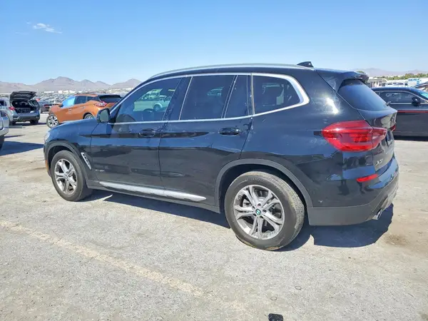 5UXTR9C53JLC79296 2018 BMW X3 - Image 2