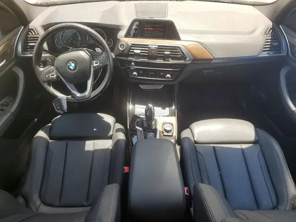 5UXTR9C53JLC80058 2018 BMW X3 - Image 8