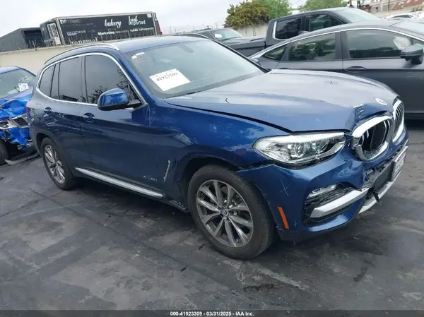 5UXTR9C53JLC80951 2018 BMW X3 - Image 1