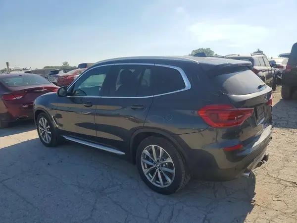 5UXTR9C53JLC82392 2018 BMW X3 - Image 2