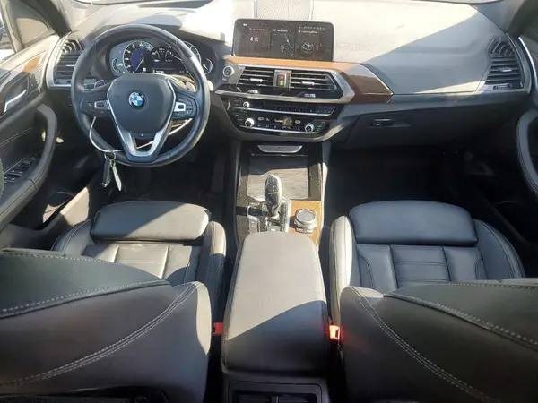 5UXTR9C53JLC82392 2018 BMW X3 - Image 8
