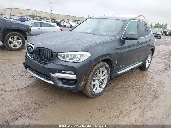 5UXTR9C53JLC82473 2018 BMW X3 - Image 2