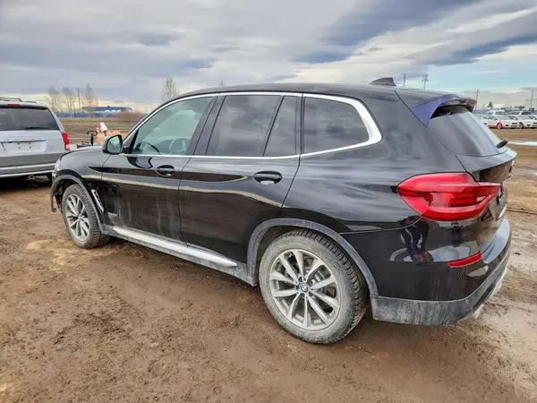 5UXTR9C53JLD58323 2018 BMW X3 - Image 2