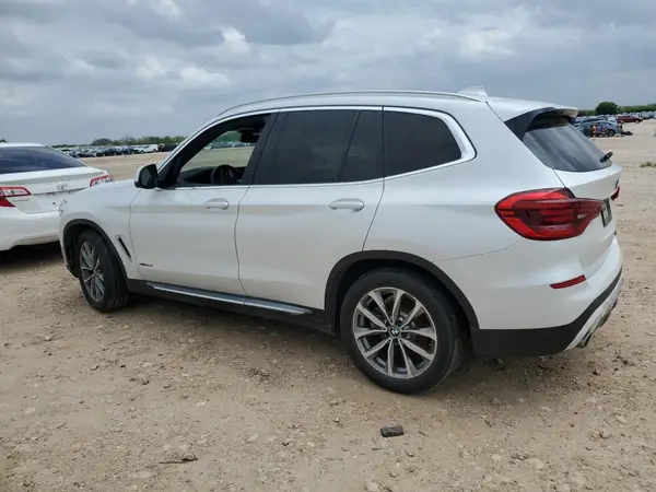 5UXTR9C53JLD58385 2018 BMW X3 - Image 2