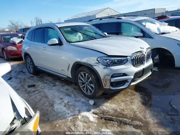 5UXTR9C53JLD58404 2018 BMW X3 - Image 1