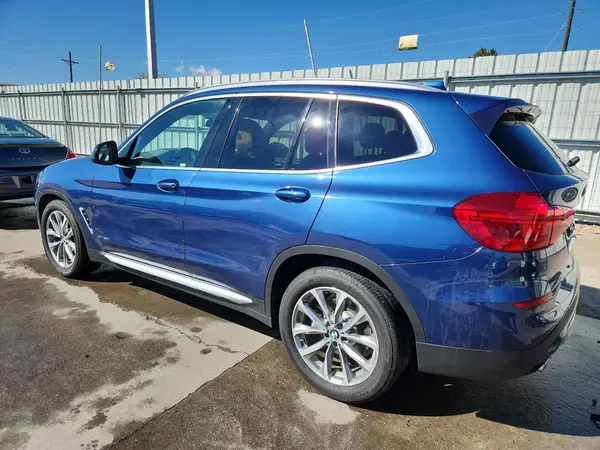 5UXTR9C53JLD58970 2018 BMW X3 - Image 2