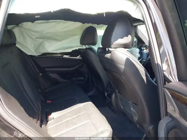 5UXTR9C53JLD60492 2018 BMW X3 - Image 8