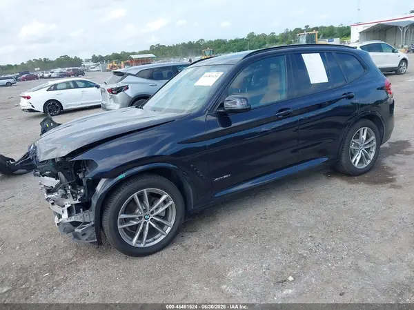 5UXTR9C53JLD65711 2018 BMW X3 - Image 2
