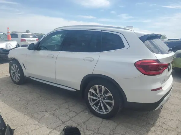 5UXTR9C53JLD67684 2018 BMW X3 - Image 2