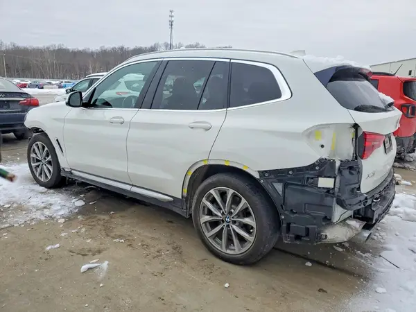 5UXTR9C53JLD68706 2018 BMW X3 - Image 2