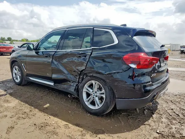 5UXTR9C53JLD70813 2018 BMW X3 - Image 2