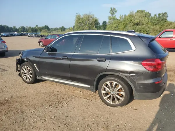 5UXTR9C53JLD89250 2018 BMW X3 - Image 2