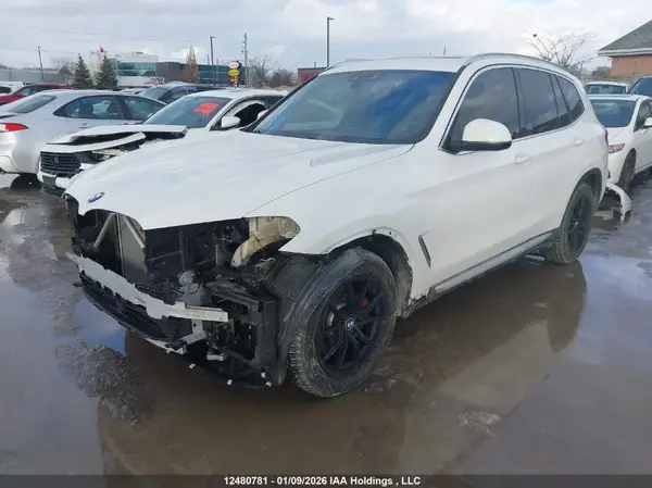 5UXTR9C53JLD90110 2018 BMW X3 - Image 2