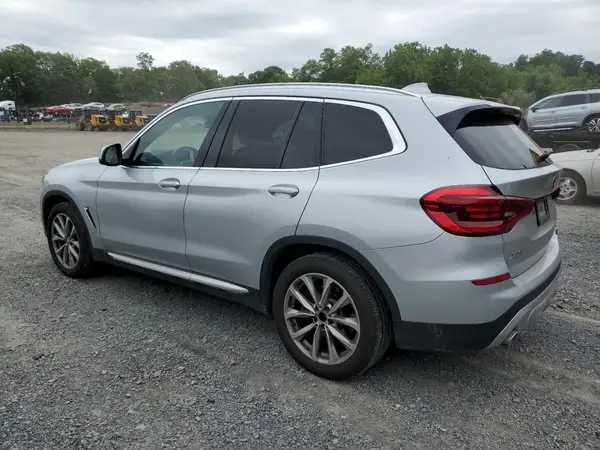 5UXTR9C53KLD93218 2019 BMW X3 - Image 2