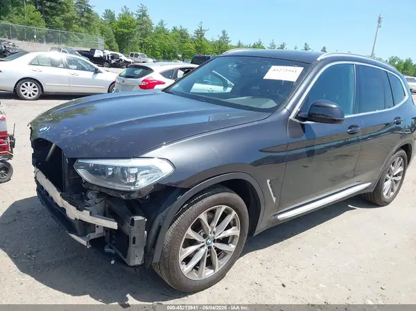 5UXTR9C53KLD94952 2019 BMW X3 - Image 2