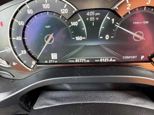 5UXTR9C53KLD98354 2019 BMW X3 - Image 8