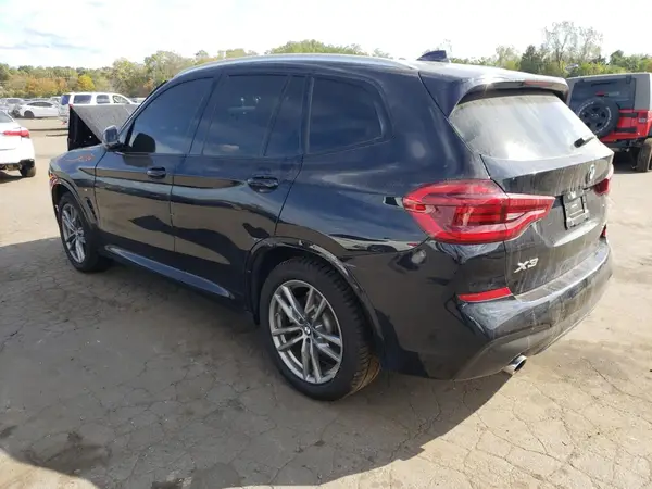 5UXTR9C53KLE11670 2019 BMW X3 - Image 2