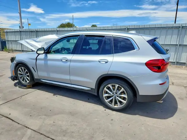 5UXTR9C53KLE13340 2019 BMW X3 - Image 2