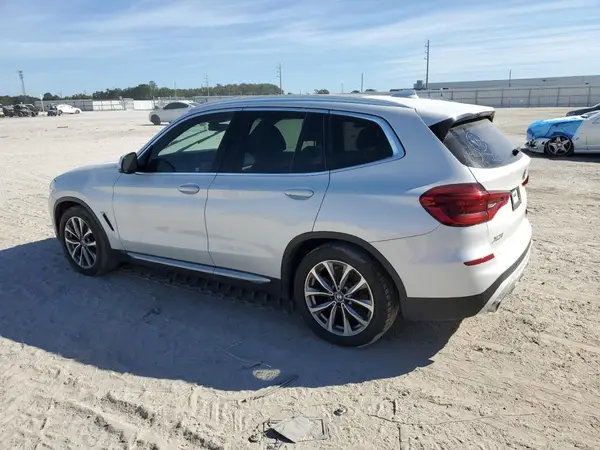 5UXTR9C53KLE14214 2019 BMW X3 - Image 2