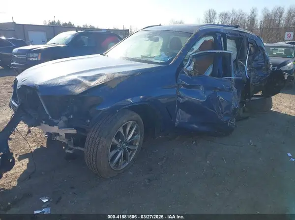 5UXTR9C53KLE16609 2019 BMW X3 - Image 2
