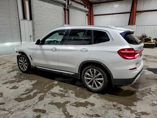 5UXTR9C53KLE18537 2019 BMW X3 - Image 2