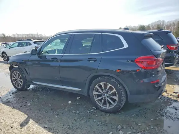 5UXTR9C53KLE21325 2019 BMW X3 - Image 2