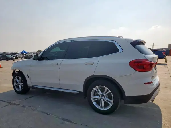 5UXTR9C53KLP81644 2019 BMW X3 - Image 2