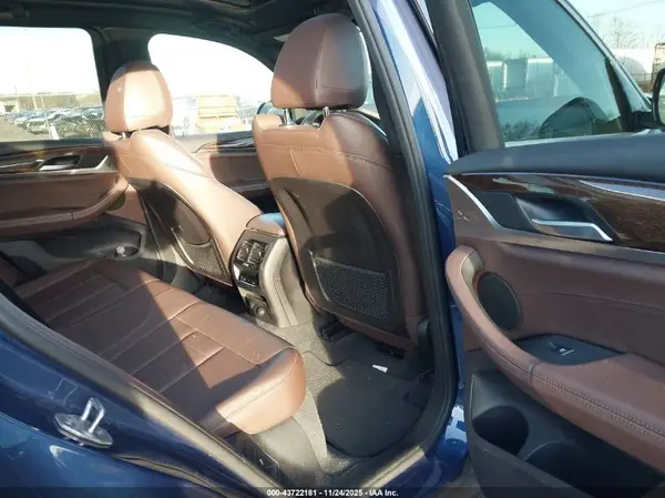 5UXTR9C53KLP83572 2019 BMW X3 - Image 8